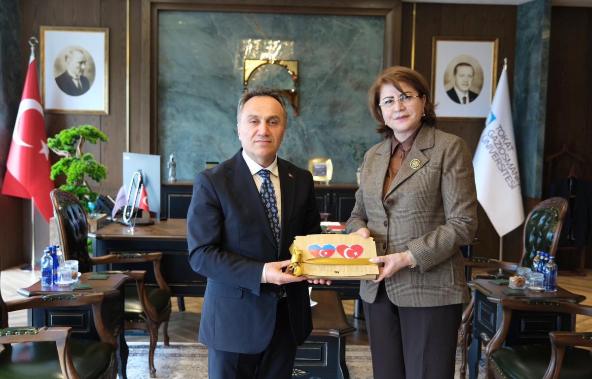 Azerbaycan Cumhuriyeti Eğitim Müşaviri, Rektör Prof. Dr. Fatih Yılmaz’ı Ziyaret Etti