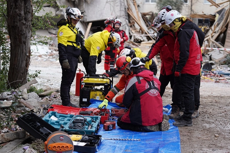 Beylikdüzü’nden 25 Saatlik Arama Kurtarma Tatbikatı
